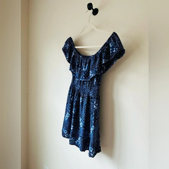 Hollister Off the Shoulder Dress - Size XS - Picture 4 of 8